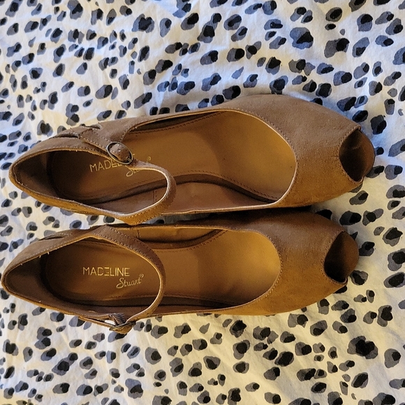 Madeline Stuart Brown Suede Peep Toe Wedges Size 8 - Picture 2 of 7